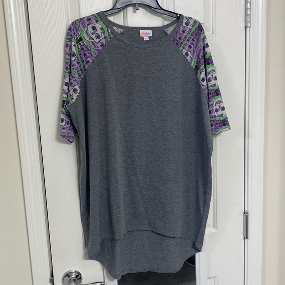 💀🎃 LulaRoe Irma high-low Tunic Top (S) - Great for Halloween💀🎃 - Picture 1 of 8